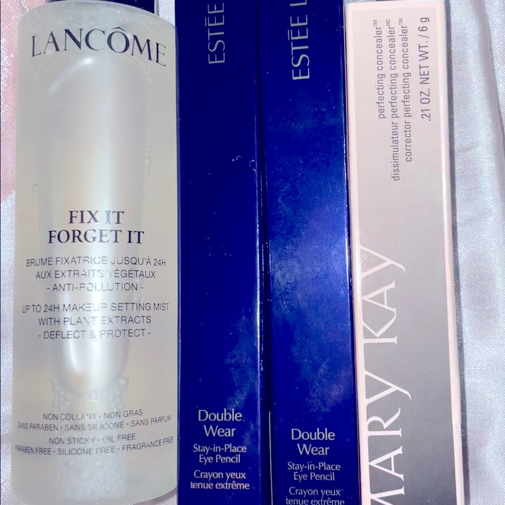 Brand new makeup bundle